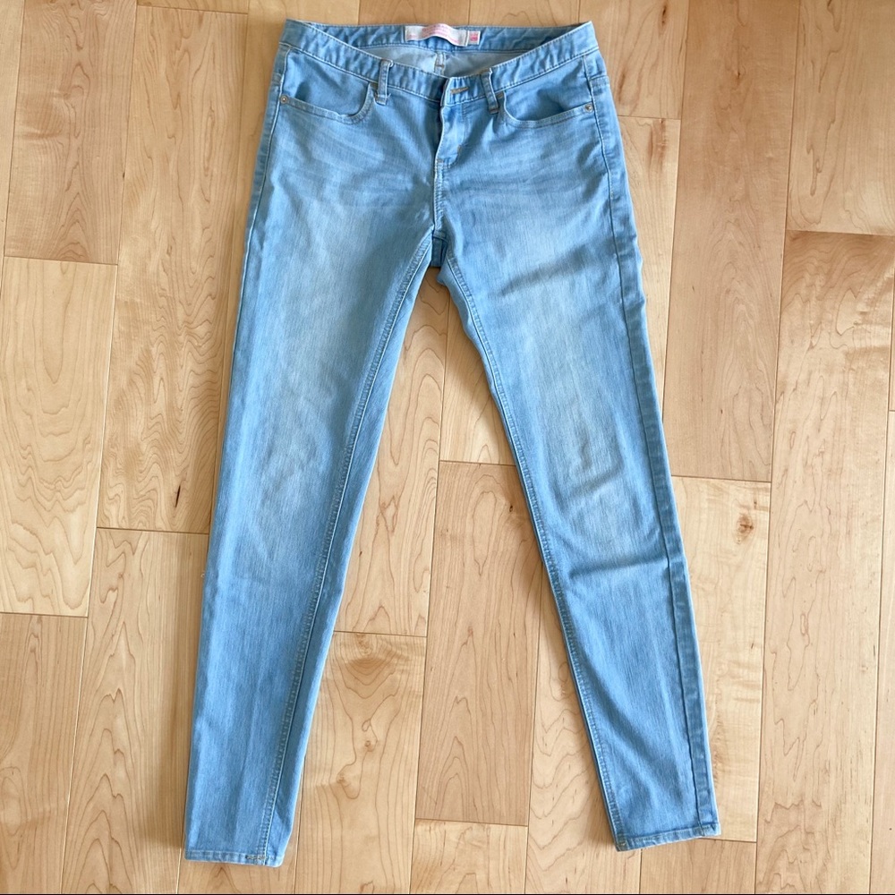 Giordano Low Rise Skinny Jeans Light Blue 26